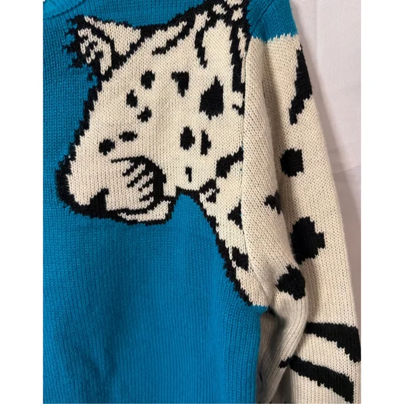 Knit Snow Leopard Sleeve Women’s Turquoise Crewneck Sweater Size M Retro Vibe - Picture 3 of 5